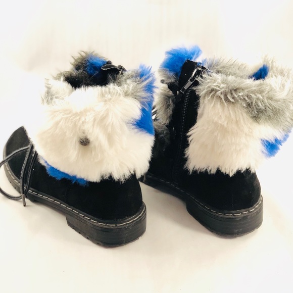 Stuart Weitzman Blue & White Furry Boots - Girls 1 - Picture 3 of 6